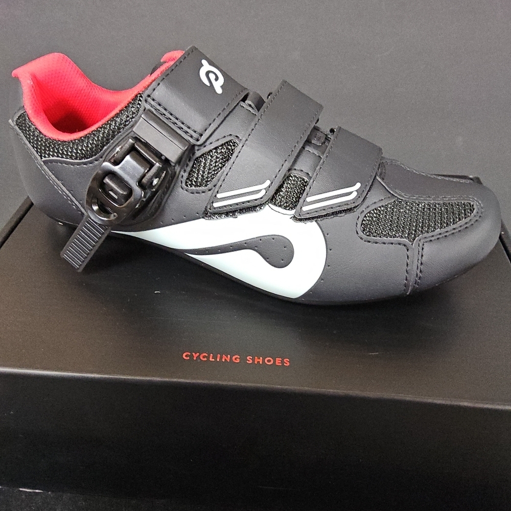 New In Box Peloton Cycling Shoes Womens